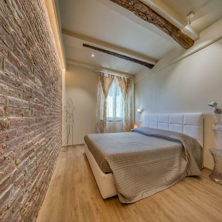 Апартаменты L'Indipendenza, La Casa Dei Viaggiatori Сиена Экстерьер фото