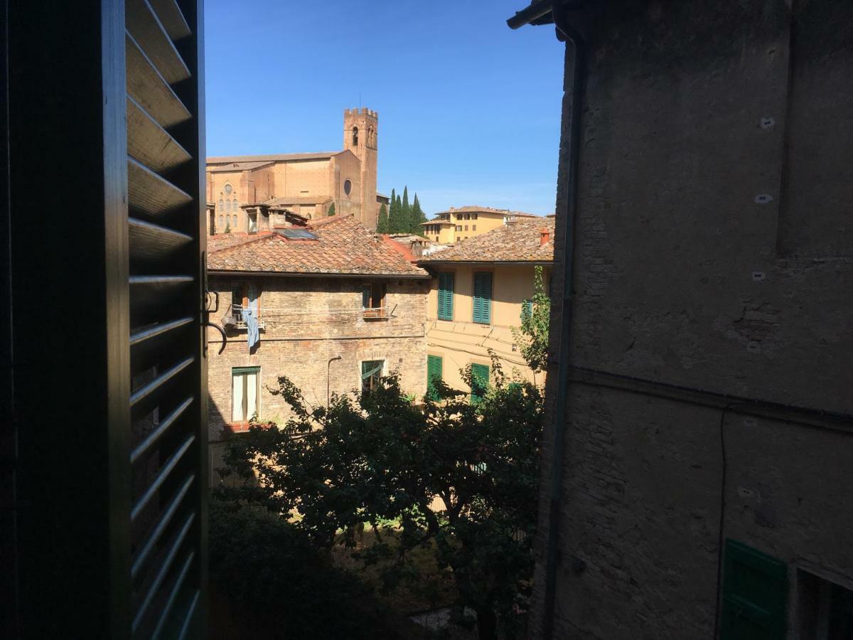 Апартаменты L'Indipendenza, La Casa Dei Viaggiatori Сиена Экстерьер фото